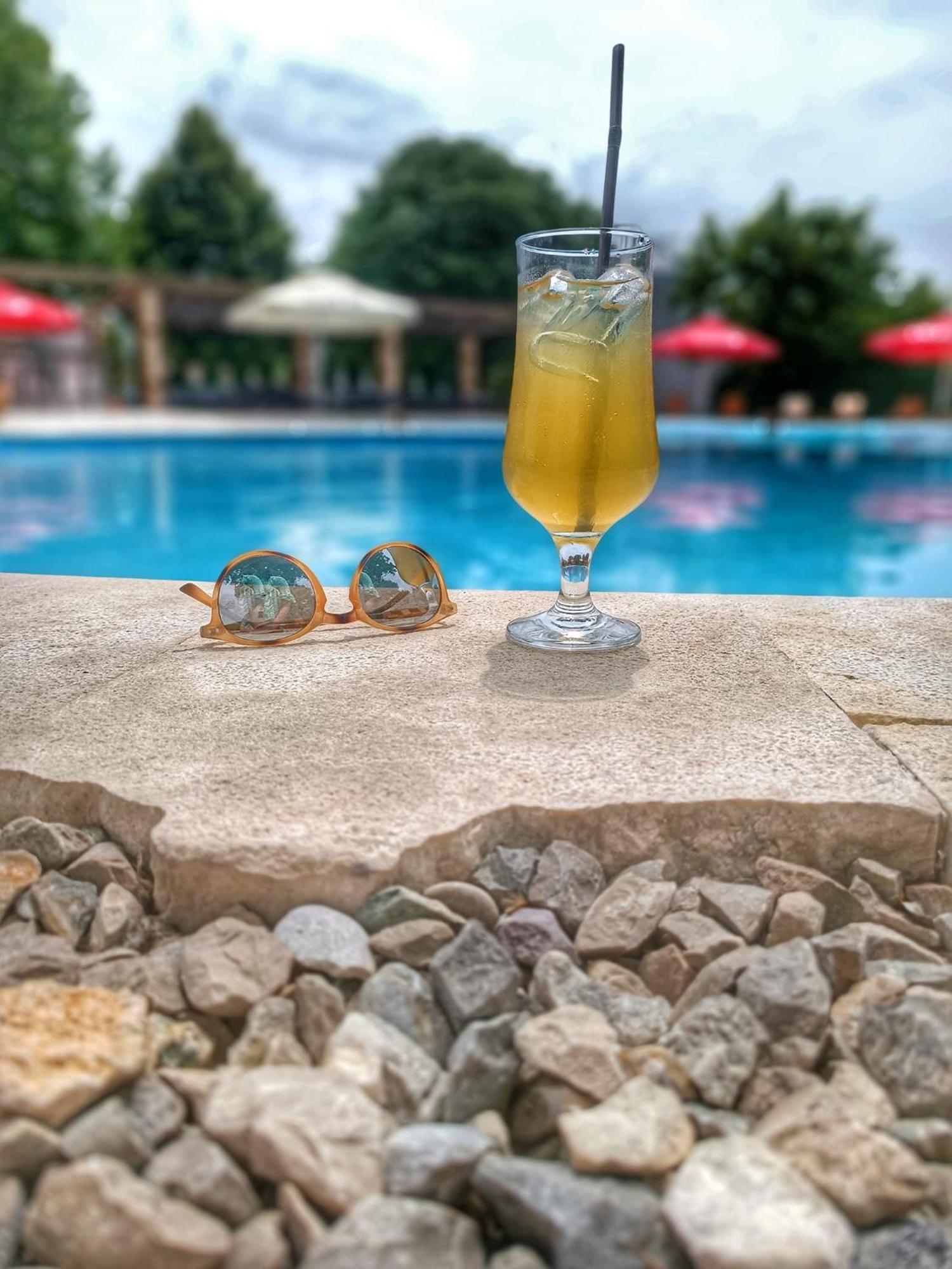 Hotel Storia Чаплина Экстерьер фото