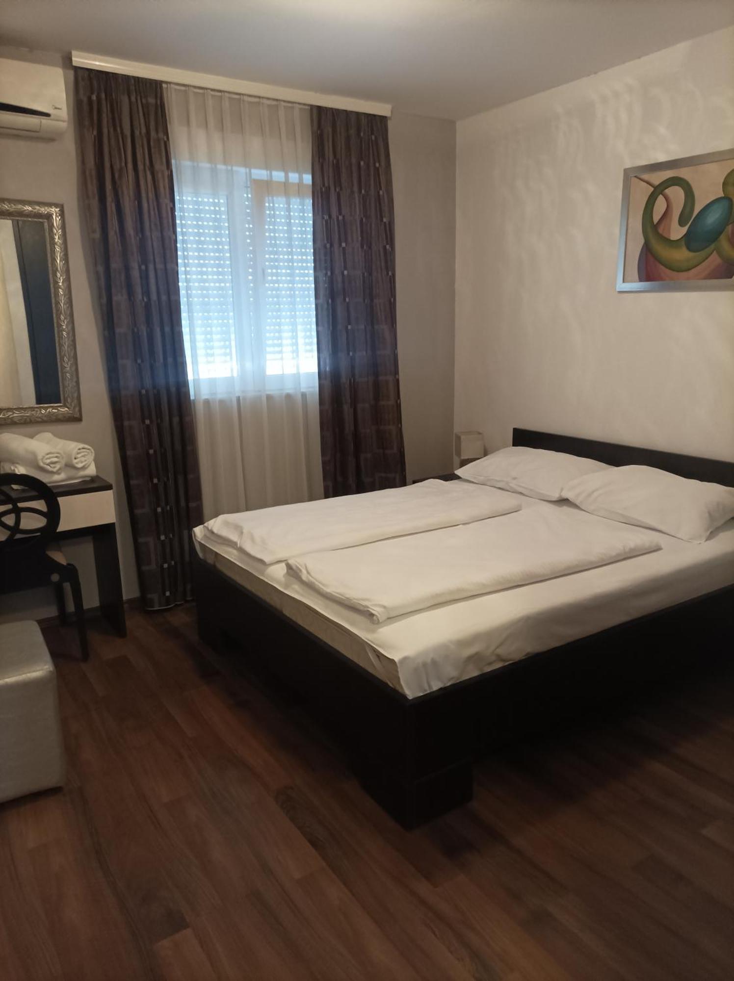 Hotel Storia Чаплина Экстерьер фото