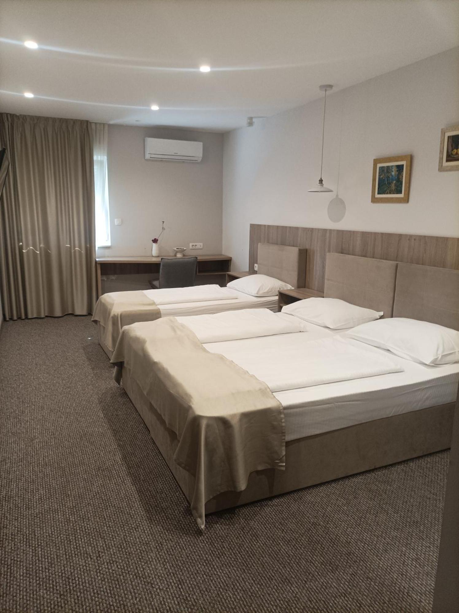 Hotel Storia Чаплина Экстерьер фото